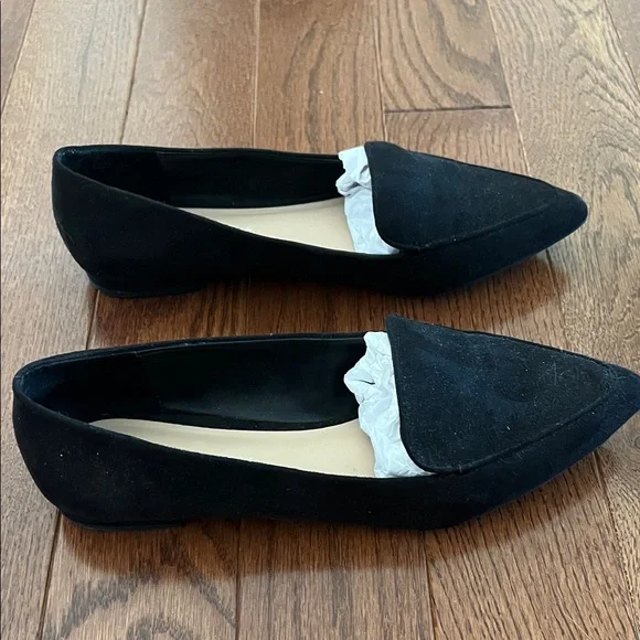 Kelly & Katie Classic Black Pointed Toe Loafers, size 8.5 - Picture 5 of 9